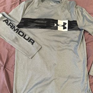 Under Armour Boys long sleeve